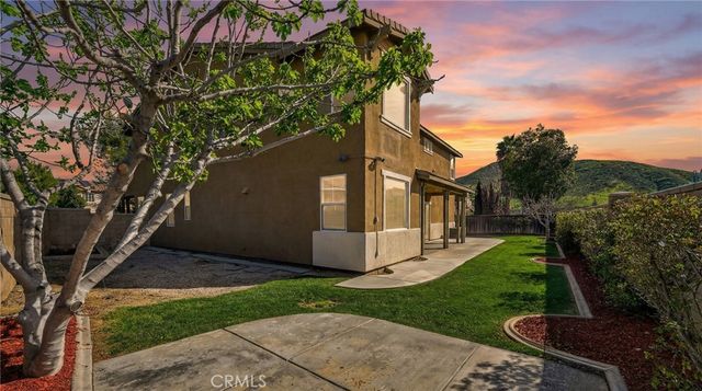 1819 Overland Court, Hemet, CA 92545