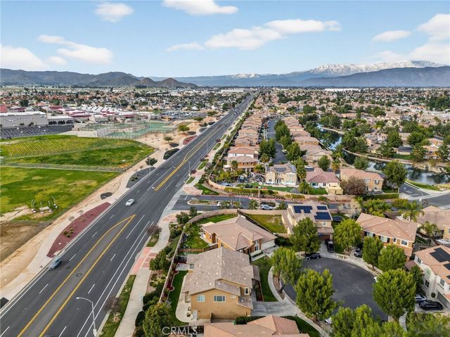 1819 Overland Court, Hemet, CA 92545