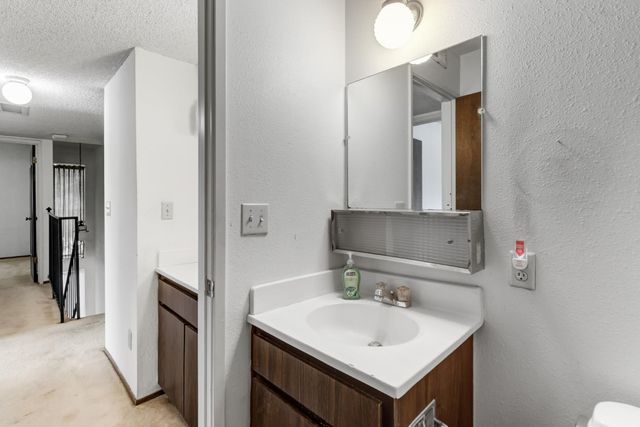2155 Cottage Way, Sacramento, CA 95825