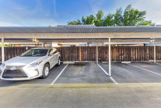2155 Cottage Way, Sacramento, CA 95825