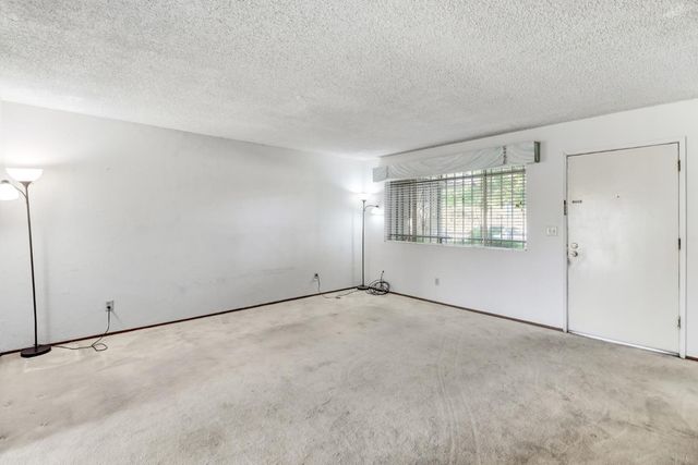 2155 Cottage Way, Sacramento, CA 95825