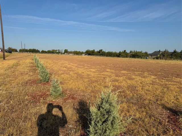 115 County Road 4524 Street, Whitewright, TX 75491