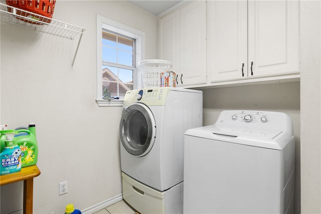 602 Aster Drive, College Station, TX 77845