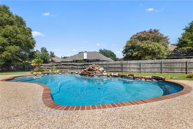 602 Aster Drive, College Station, TX 77845