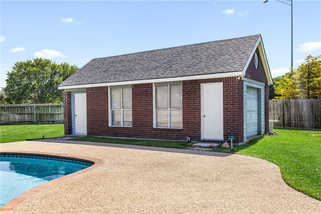 602 Aster Drive, College Station, TX 77845