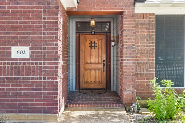 602 Aster Drive, College Station, TX 77845