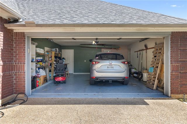 602 Aster Drive, College Station, TX 77845