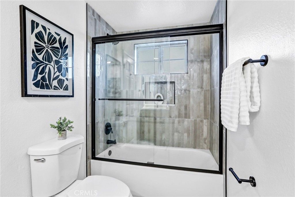 Image 29 of property listing at 1315 S Jasmine, Ontario, CA 91762