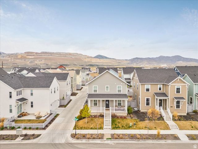 11708 S SILVER POND DR, South Jordan, UT 84009