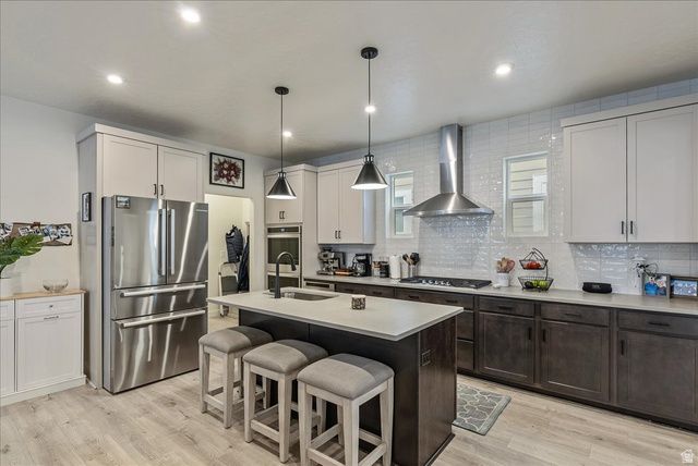 11708 S SILVER POND DR, South Jordan, UT 84009