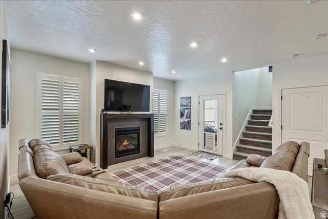 11708 S SILVER POND DR, South Jordan, UT 84009