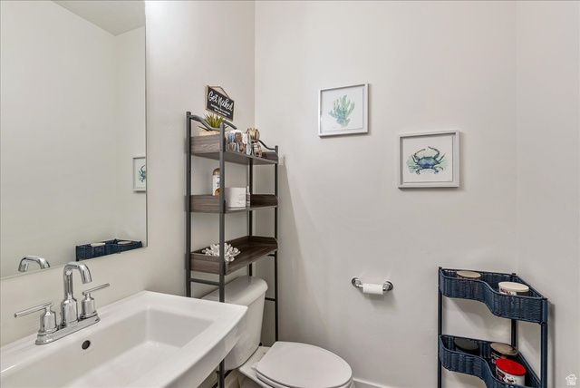 11708 S SILVER POND DR, South Jordan, UT 84009