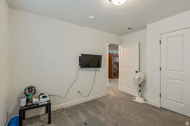 11708 S SILVER POND DR, South Jordan, UT 84009