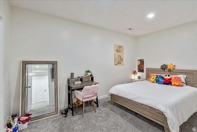 11708 S SILVER POND DR, South Jordan, UT 84009
