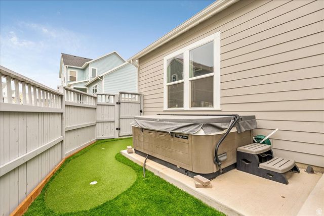 11708 S SILVER POND DR, South Jordan, UT 84009