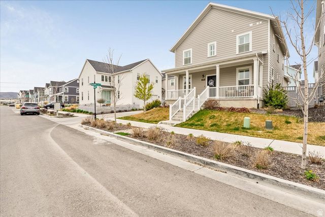 11708 S SILVER POND DR, South Jordan, UT 84009