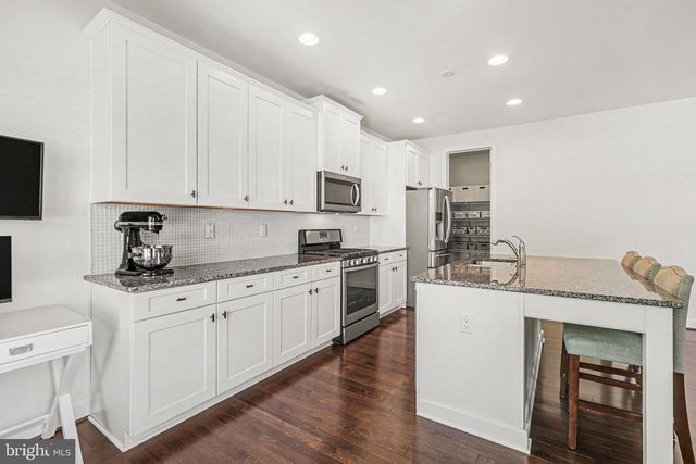 3256 LARK WAY, Mechanicsburg, PA 17055