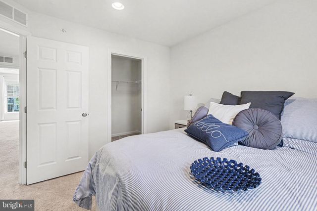 3256 LARK WAY, Mechanicsburg, PA 17055