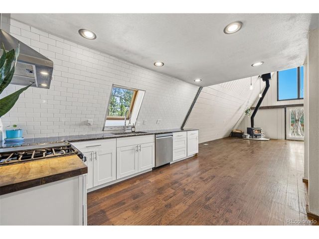 5463 High Park Rd, Florissant, CO 80816