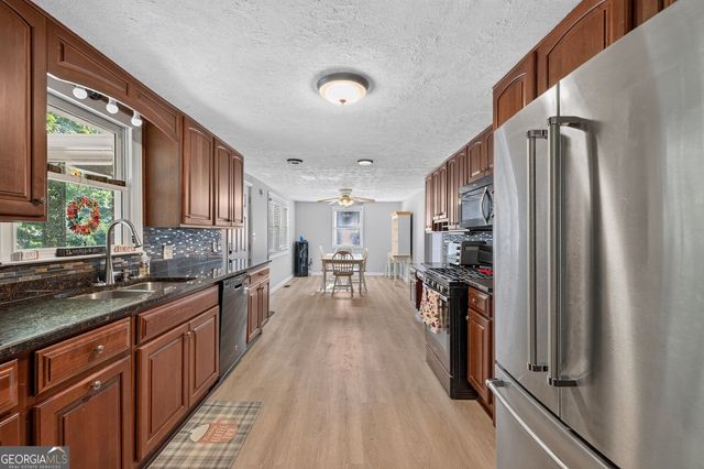 3076 Thompson Mill Road, Buford, GA 30519