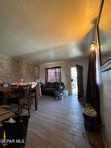 324 DOLAN Street, El Paso, TX 79905