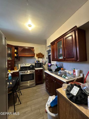 324 DOLAN Street, El Paso, TX 79905