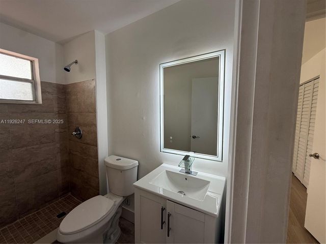 15749 NE Woodgate Ct A, Sunrise, FL 33326