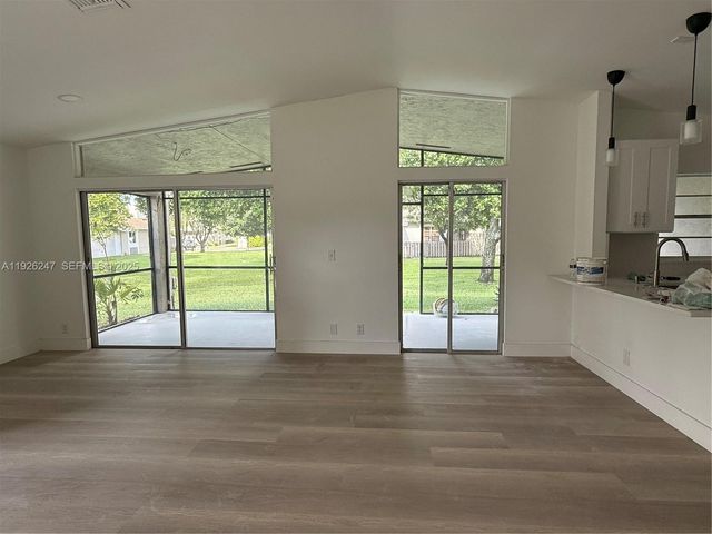 15749 NE Woodgate Ct A, Sunrise, FL 33326