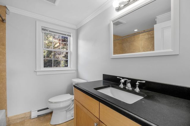 109 Misty Meadow Ln 2, Chatham, MA 02650