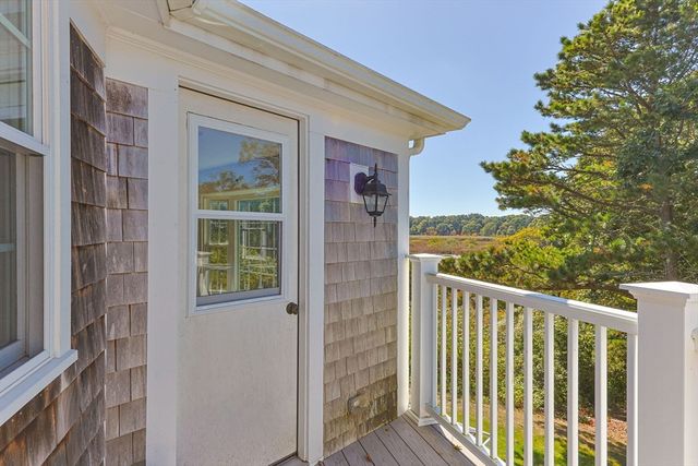 109 Misty Meadow Ln 2, Chatham, MA 02650