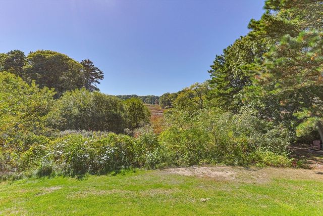 109 Misty Meadow Ln 2, Chatham, MA 02650