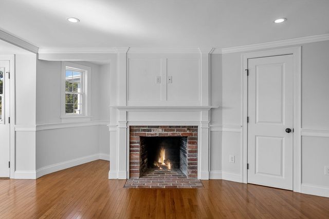 109 Misty Meadow Ln 2, Chatham, MA 02650