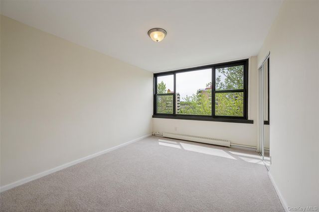166-35 9th Avenue 6A, Beechhurst, NY 11357