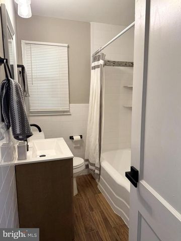 324 MERCER AVE, Bellmawr, NJ 08031