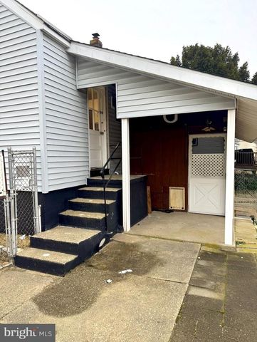 324 MERCER AVE, Bellmawr, NJ 08031