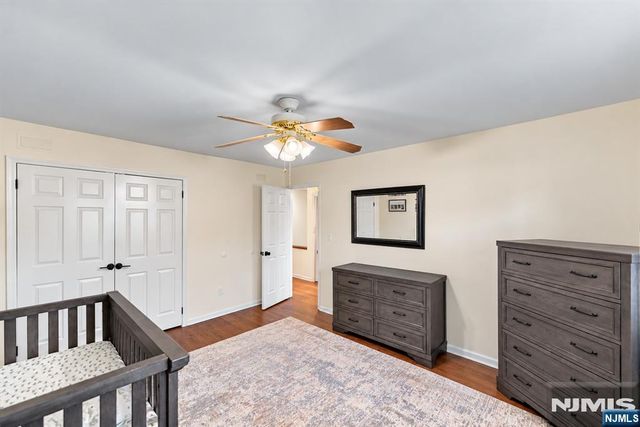 89 Lexington Lane, Wayne, NJ 07470