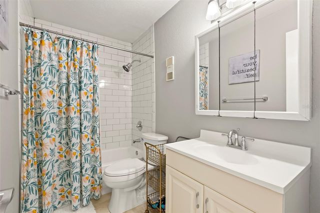 13762 ORANGE SUNSET DRIVE 102, Tampa, FL 33618