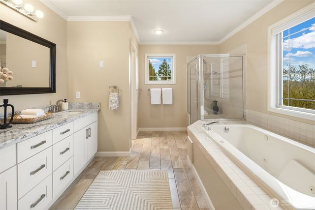 12635 93rd Pl NE, Kirkland, WA 98034