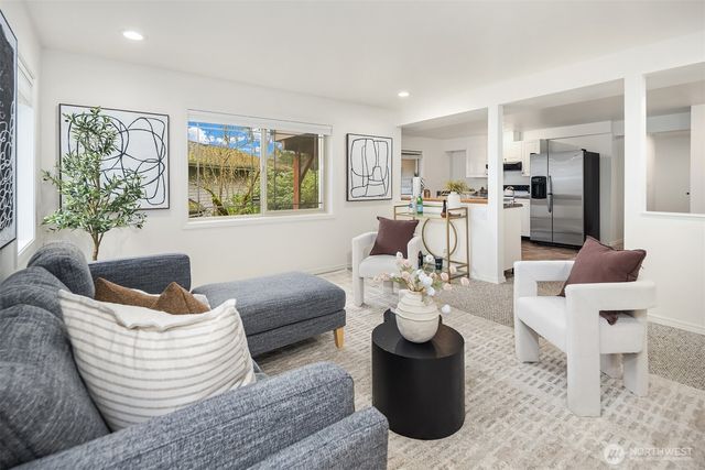 12635 93rd Pl NE, Kirkland, WA 98034