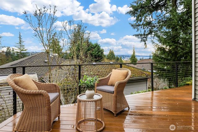 12635 93rd Pl NE, Kirkland, WA 98034