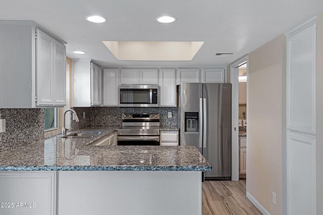 6503 N 10TH Place, Phoenix, AZ 85014