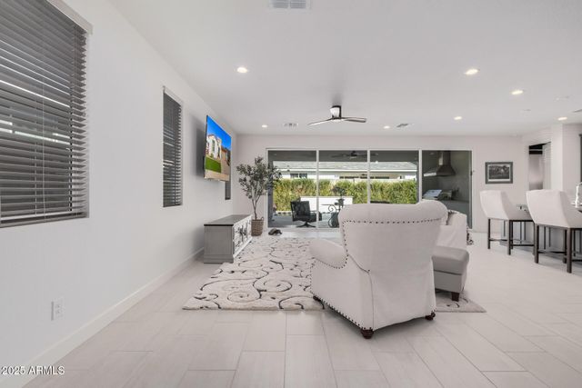 17184 W MOUNTAINAIR Street, Surprise, AZ 85388