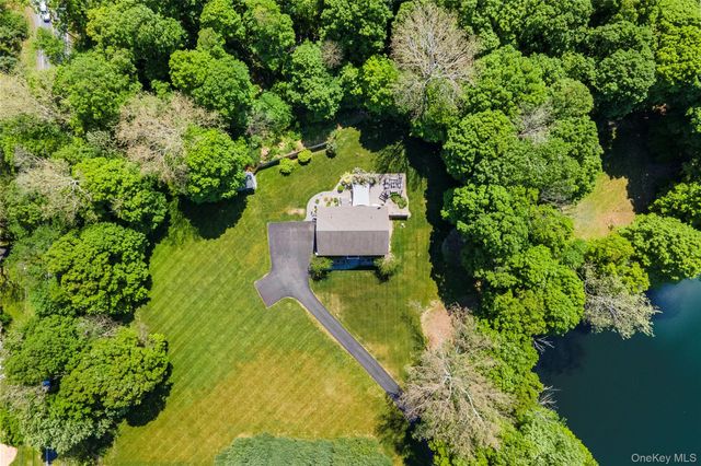 5 Baker Road, Hopewell Junction, NY 12533