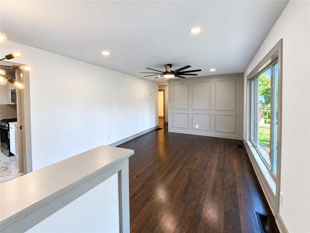 3504 Sloan Drive, Kansas City, KS 66104