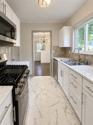 3504 Sloan Drive, Kansas City, KS 66104