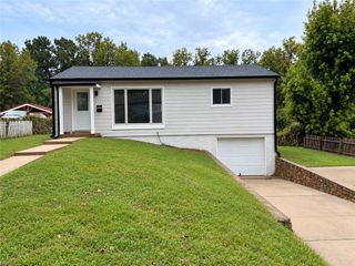 3504 Sloan Drive, Kansas City, KS 66104