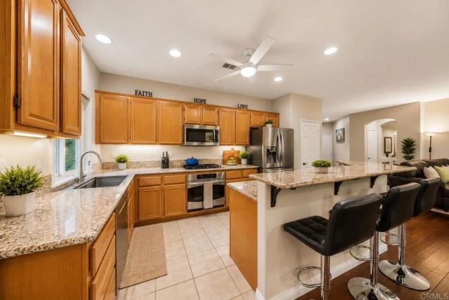3146 Willow Tree Lane, Escondido, CA 92027