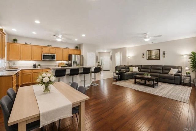 3146 Willow Tree Lane, Escondido, CA 92027