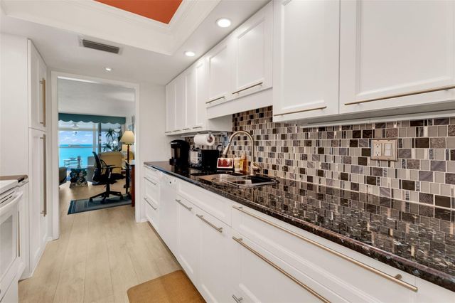 255 THE ESPLANADE N 806, Venice, FL 34285