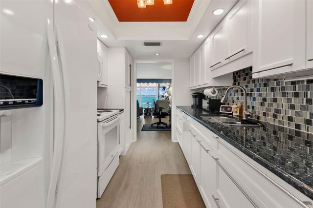 255 THE ESPLANADE N 806, Venice, FL 34285